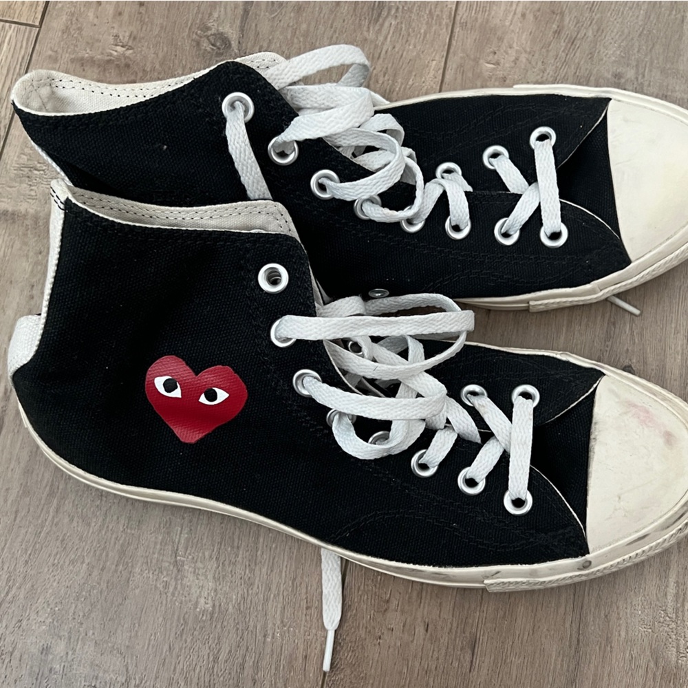 PLAY COMME des GARCONS × CONVERSE
